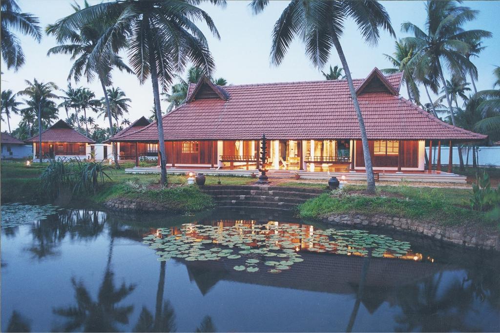 Kumarakom Lake Resort Індія ціни