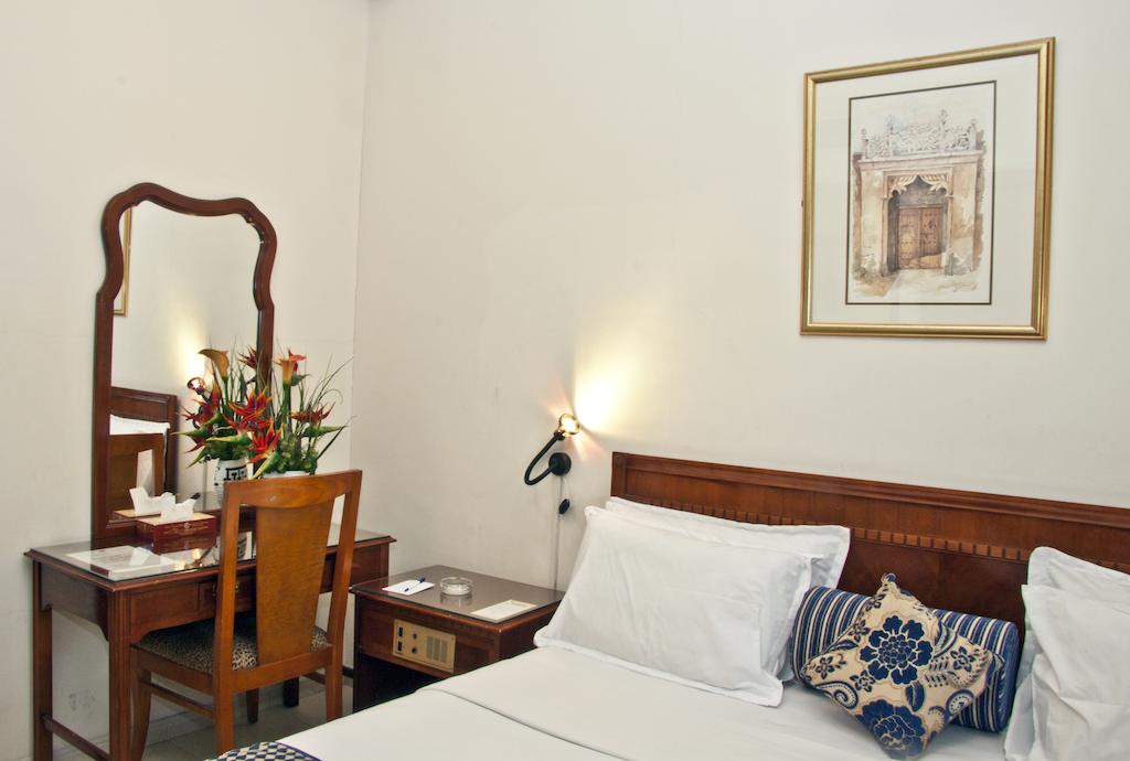 Ramee Guestline Hotel Apartments 2 ціна