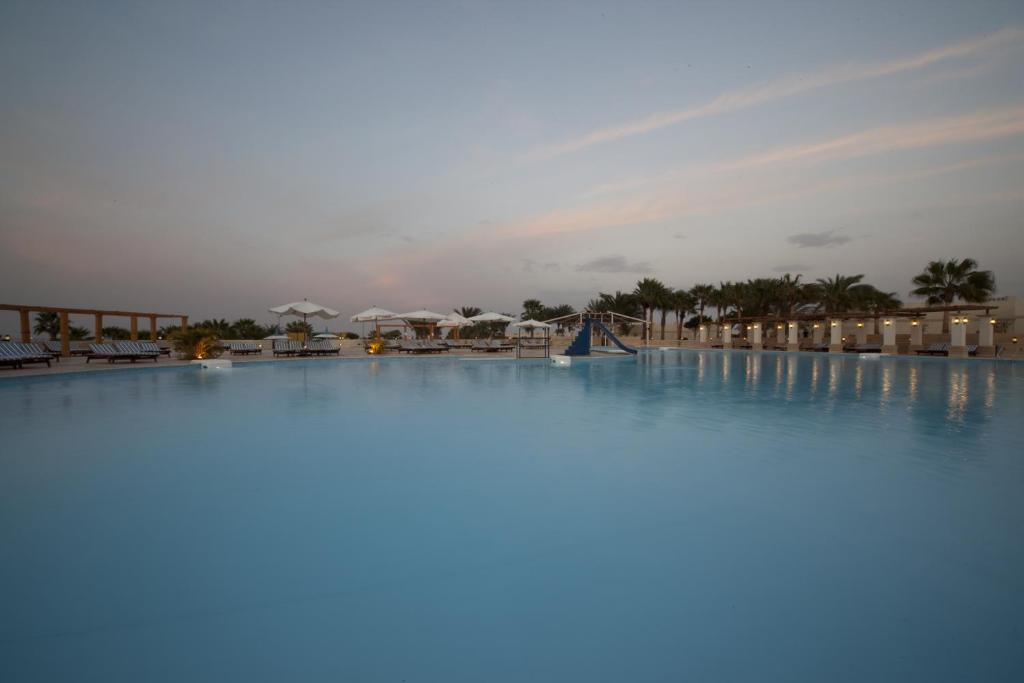 Отдых в отеле Coral Beach Hurghada (ex.Coral Beach Rotana Resort)