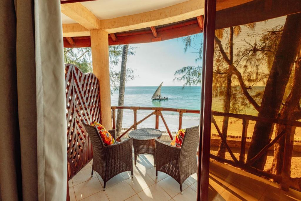 Цены в отеле Kae Beach Zanzibar Resort