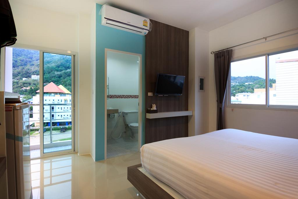 Відпочинок в готелі The Journey Patong Resort Патонг Таїланд