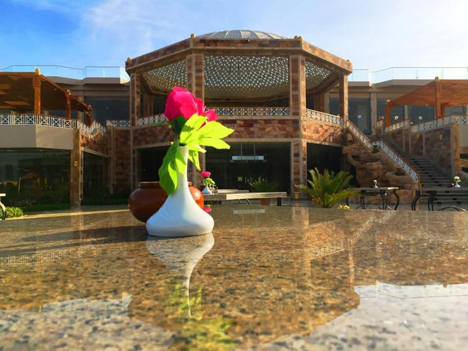 Відгуки гостей готелю Hawaii Paradise Aqua Park Resort