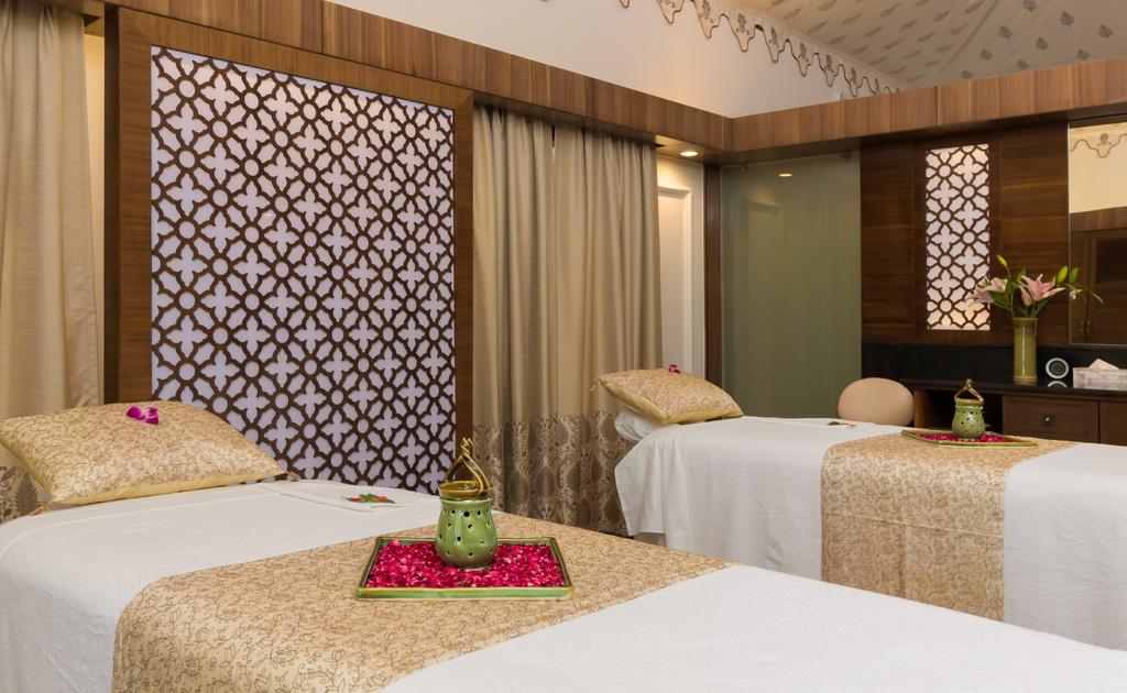 Відпочинок в готелі Jai Mahal Palace Джайпур Індія