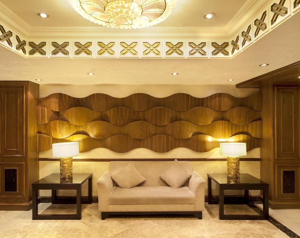 Цены в отеле Sadeen Amman Hotel And Suites
