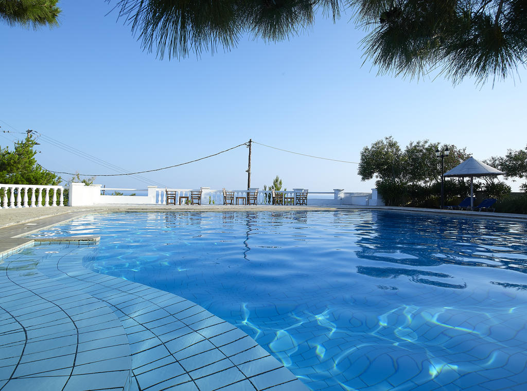 Chc Aroma Creta Hotel Apartments & Spa photos of tourists