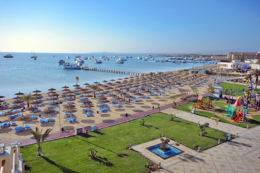 Отдых в отеле Pickalbatros White Beach Resort Хургада Египет
