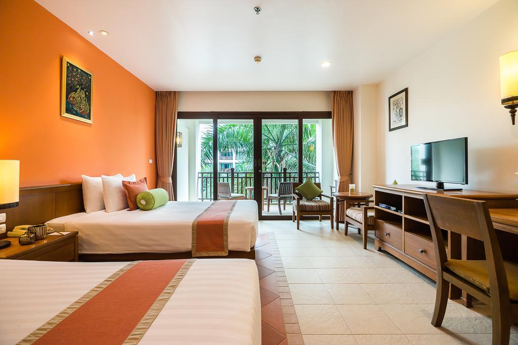 Hotel rest Ravindra Beach Resort Pattaya Thailand