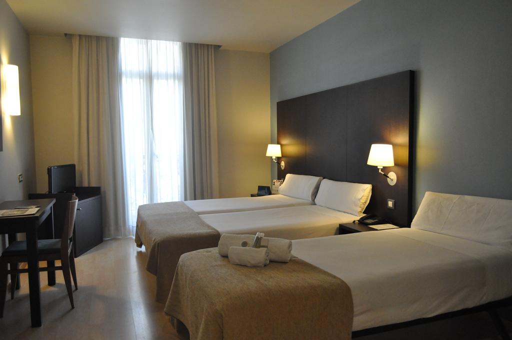 Oriente Atiram Hotels, Испания, Барселона, туры, фото и отзывы