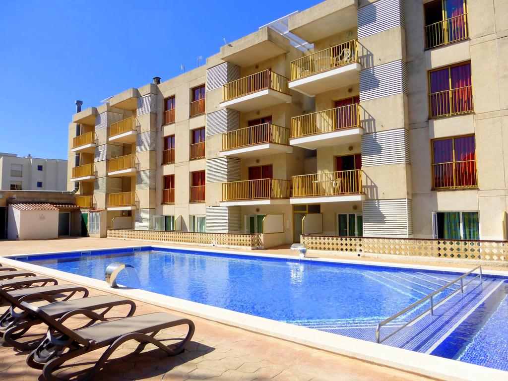 Pins Marina Apartments Испания цены