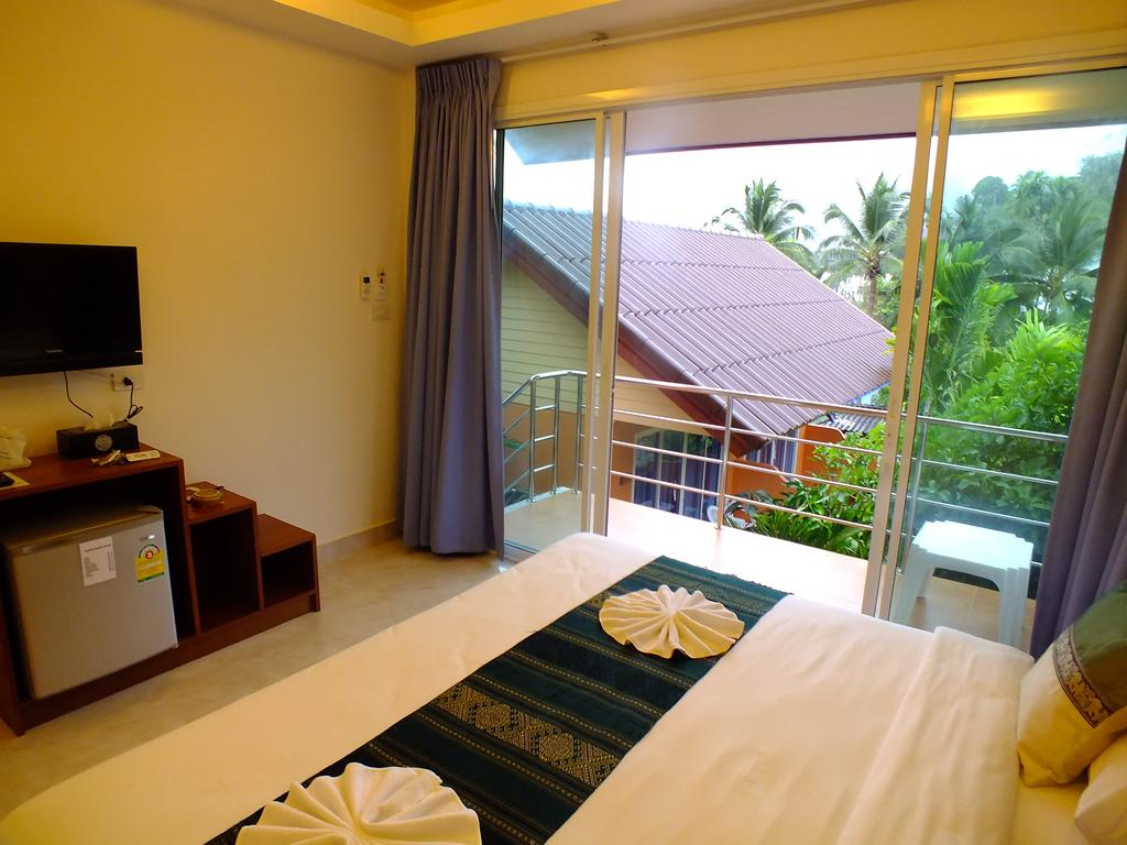 Отель, Baan Vanida Garden Resort Karon