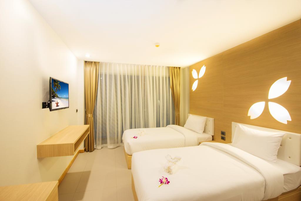 Отдых в отеле Araya Patong Beach Hotel Патонг Таиланд