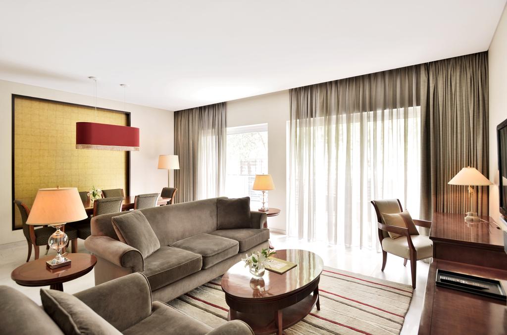 Marriott Suites Pune (ex. Oakwood Premier Pune) price