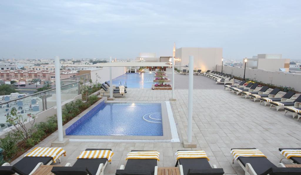 Отель, Metropolitan Hotel Dubai
