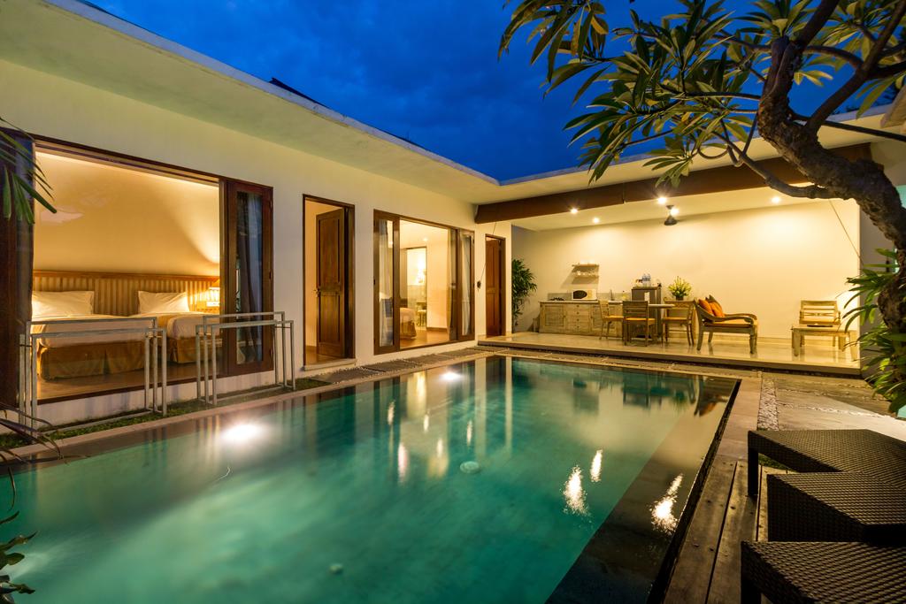 Відпочинок в готелі New Pondok Sara Villas Семіньяк Індонезія
