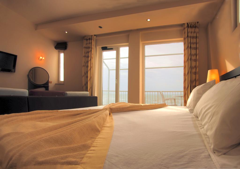 Aragosta Hotel, Дуррес, фотографии туров