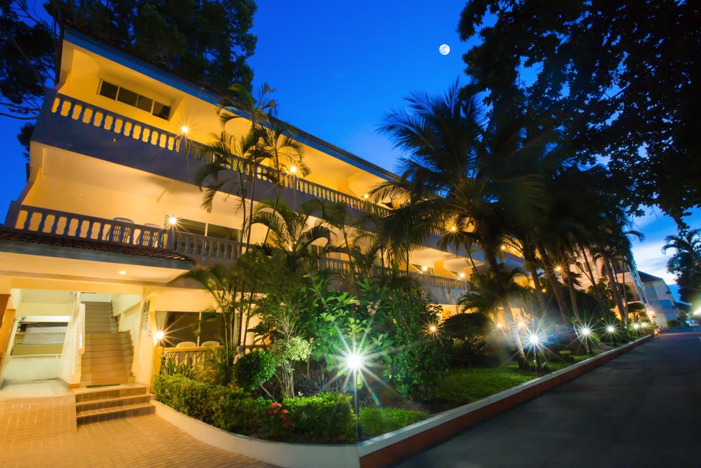 Отзывы об отеле Twin Palms Resort Pattaya