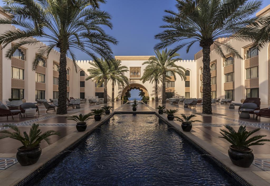 Отдых в отеле Shangrila Barr Al Jissah Al Husn Resort Маскат