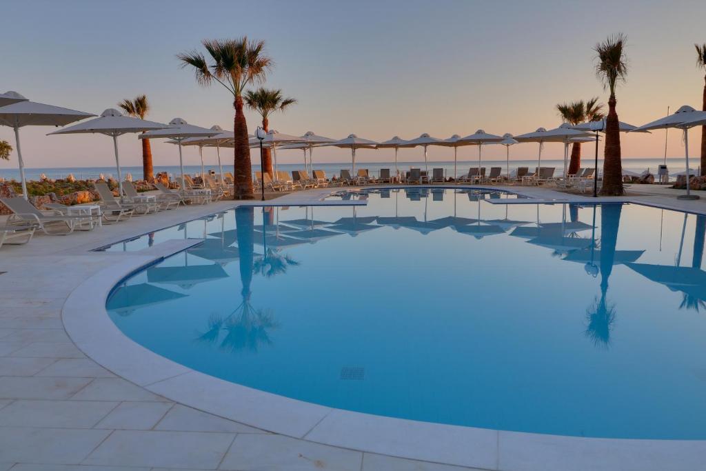 Гарячі тури в готель Bomo Rethymno Beach Ретімно Греція