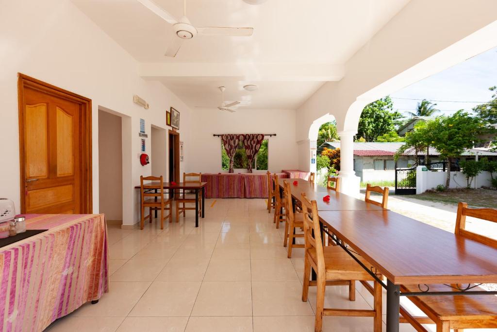 Casadani Luxury Apartment, Праслин (остров), Сейшелы, фотографии туров