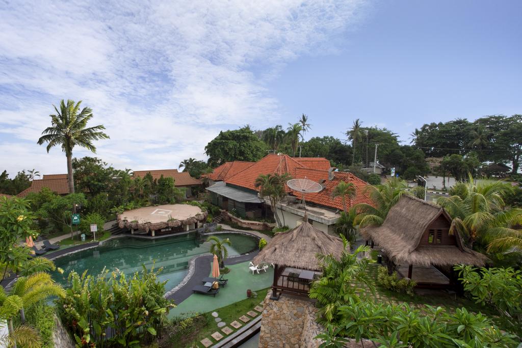 Горящие туры в отель Graha Beach Senggigi Hotel