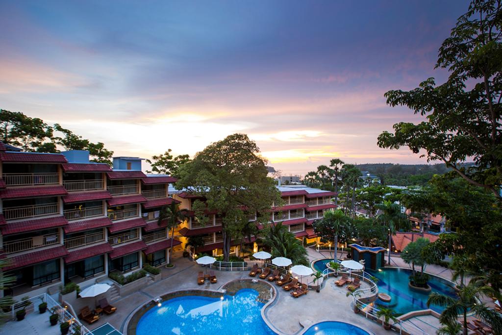 Відпочинок в готелі Chanalai Flora Resort пляж Ката Таїланд