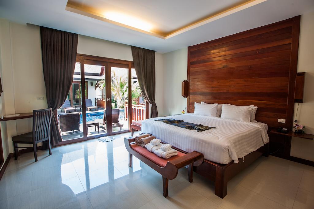 Горящие туры в отель T-Villa Пляж Банг Тао
