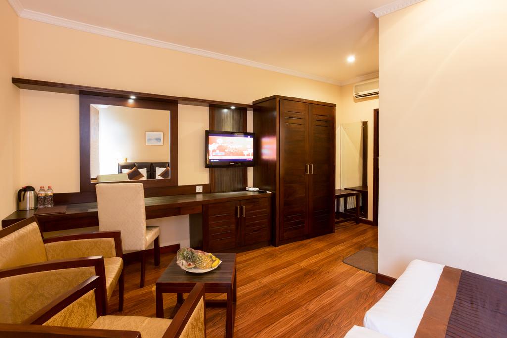 Devon Hotel Шри-Ланка цены