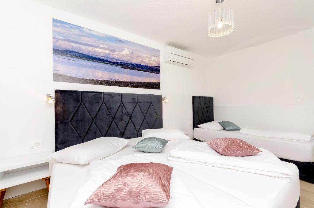 Apartment And Rooms Villa Niko Croatia prices