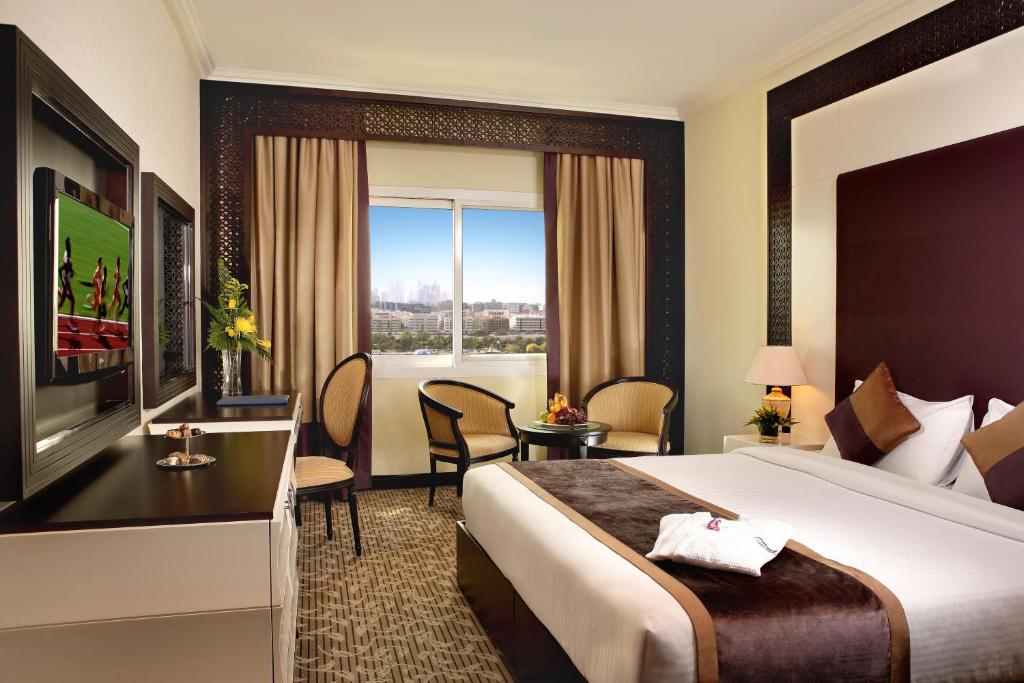 Carlton Tower Hotel, Дубай (місто), ОАЕ, фотографії турів