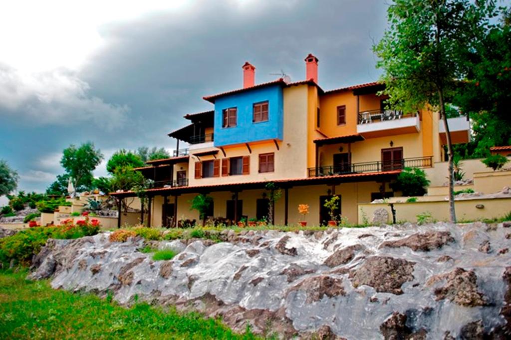 Відпочинок в готелі Kiparissi Villa Ierissos