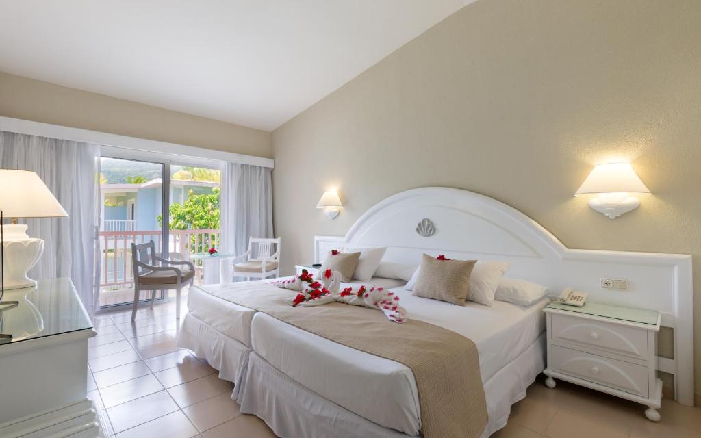 Відпочинок в готелі Playabachata Resort (ex. Riu Merengue Clubhotel) Пуерто-Плата