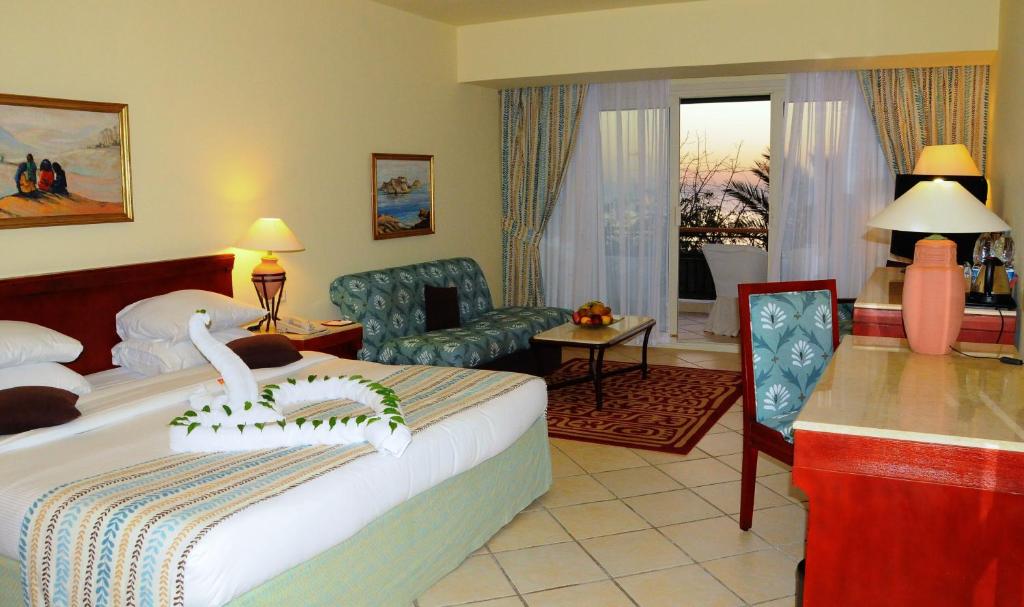 Туры в отель Safir Sharm Waterfalls Resort (ex. Hilton Sharm Waterfalls) Шарм-эль-Шейх