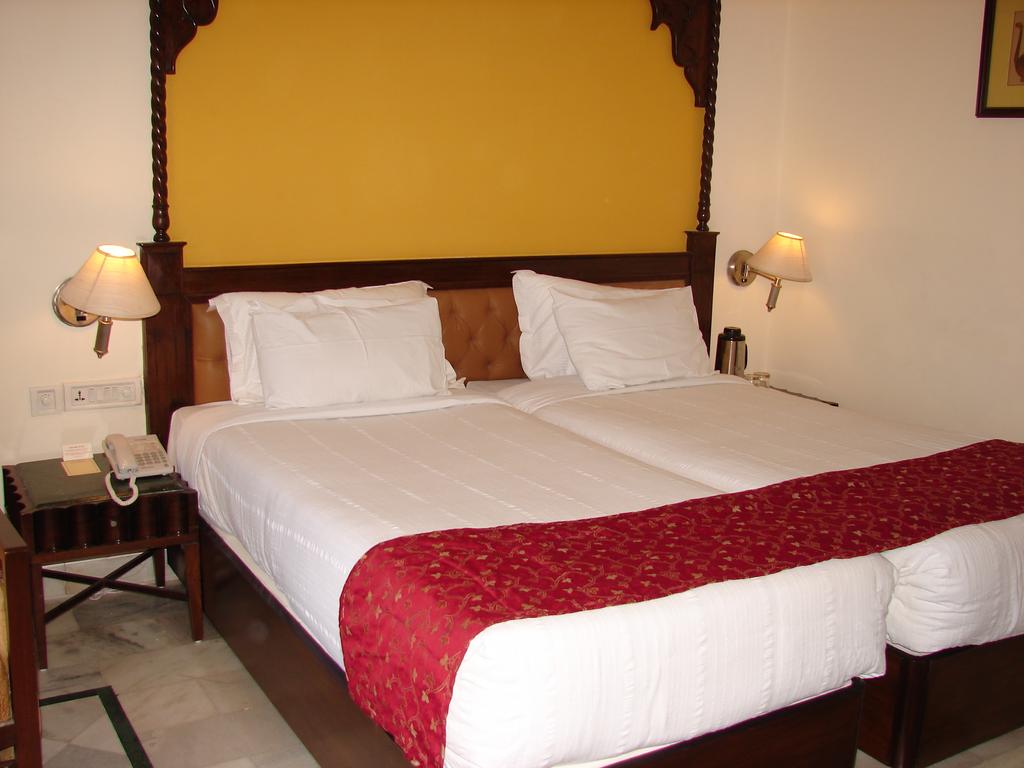 Тури в готель Mansingh Palace Ajmer