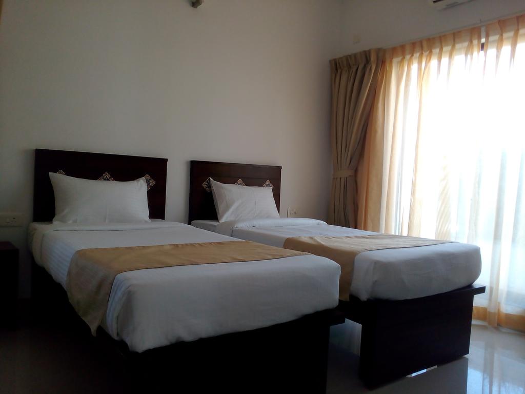 Відпочинок в готелі Pinto Rosario Square Гоа північний Індія