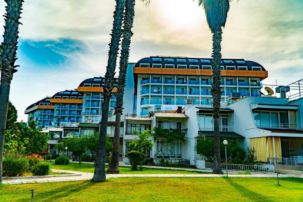 Туры в отель Throne Beach Resort & Spa (Ex.Throne Nilbahir) Сиде Турция