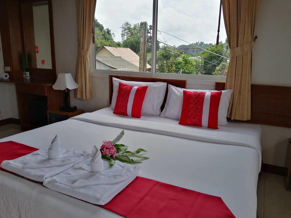 Baan Chayna Lounge Resort, Таиланд, Пляж Сурин, туры, фото и отзывы