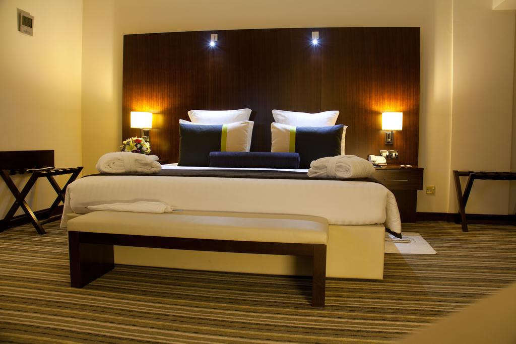 Отдых в отеле Avari Hotel Дубай (город)