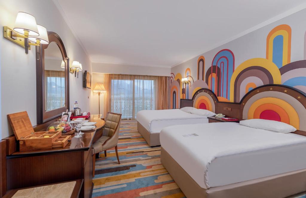Отзывы об отеле Megasaray Westbeach Antalya  (ex. Harrington Park Resort)