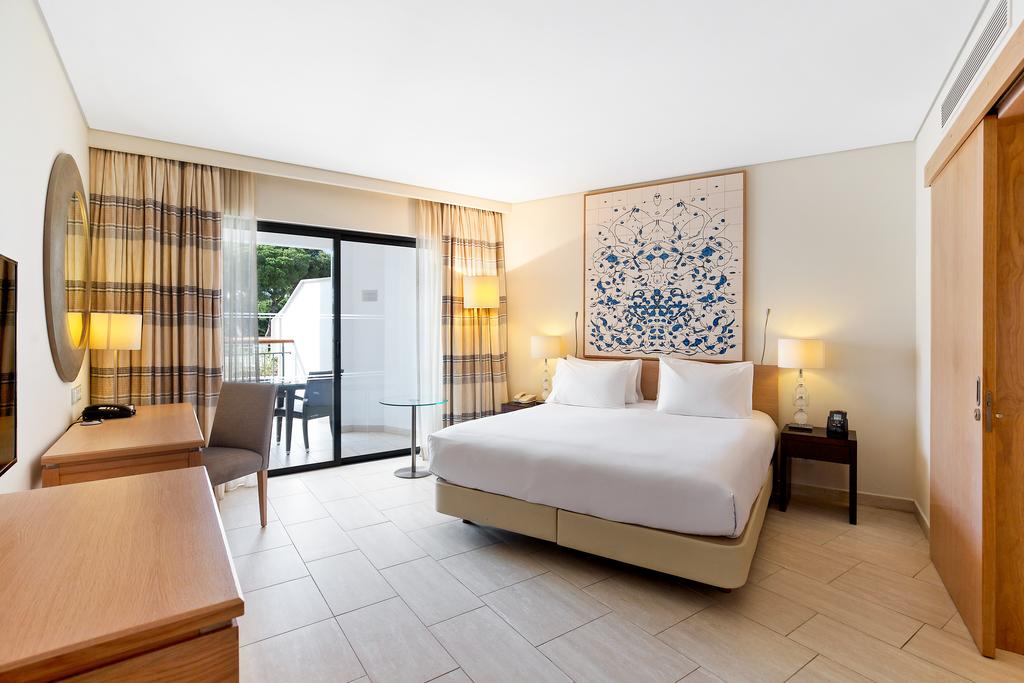 Hilton Vilamoura As Cascatas Golf Resort & Spa, Algarve ceny