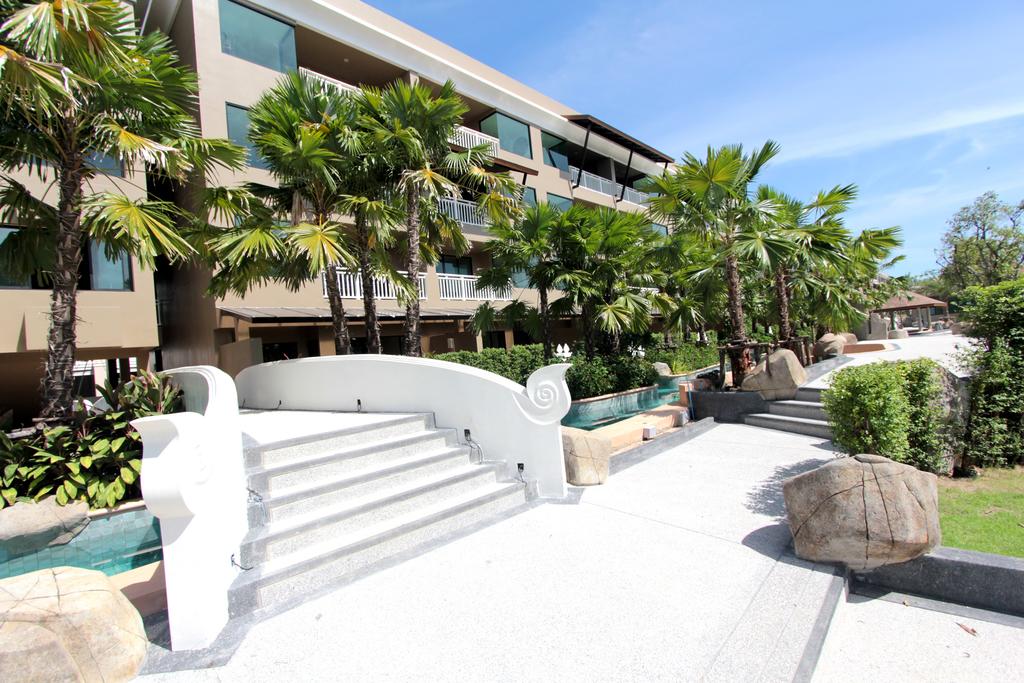 Відпочинок в готелі Maikhao Palm Beach Resort Пхукет