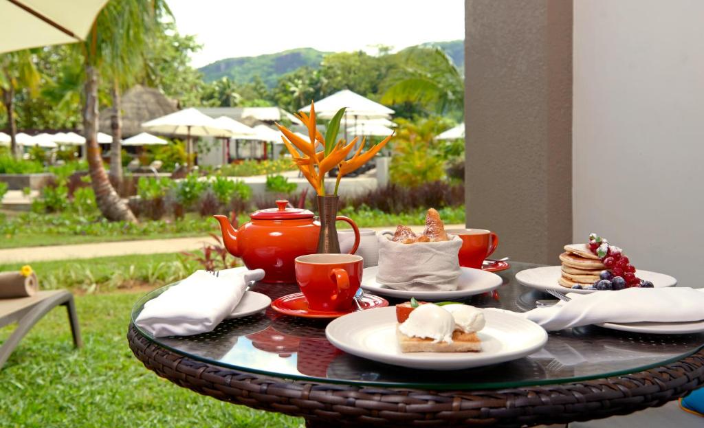 Горящие туры в отель Story Seychelles (ex. The H Resort Beau Vallon Beach) Маэ (остров) Сейшелы