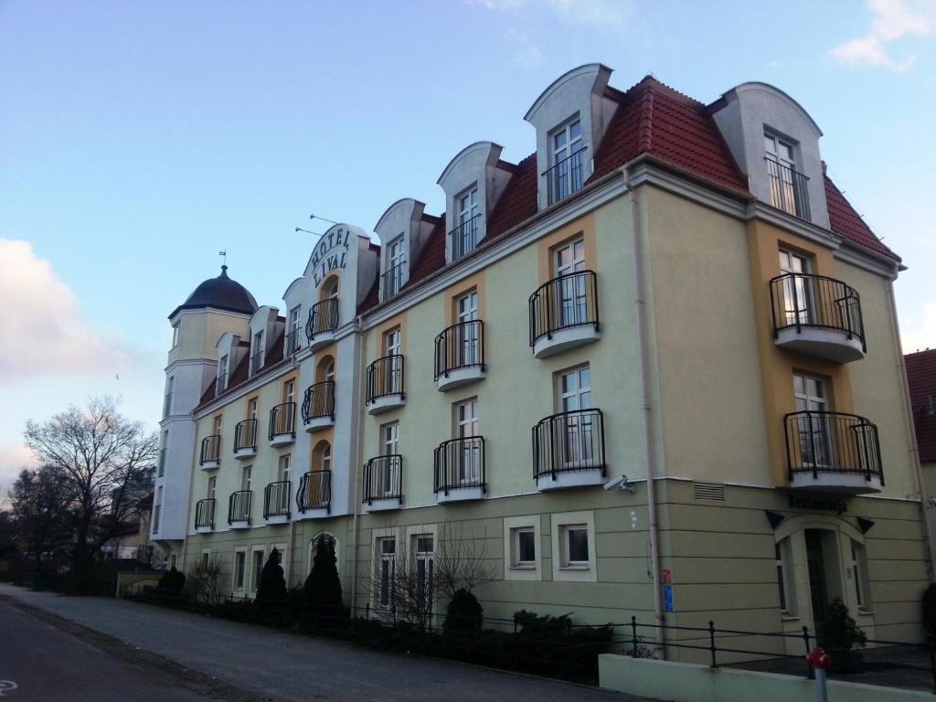 Vila Lival Hotel Польша цены