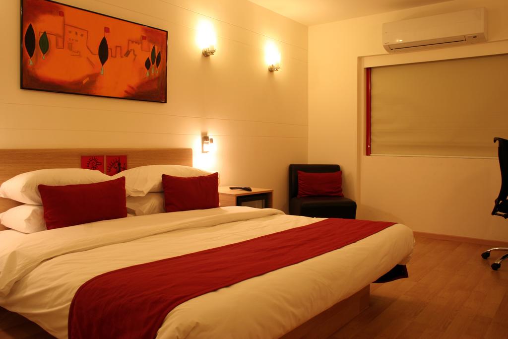 Tours to the hotel Red Fox Hotel Delhi Aerocity