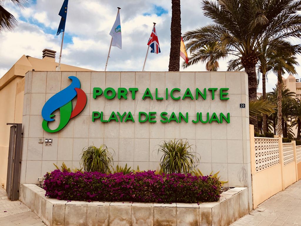 Holiday Inn Alicante Испания цены
