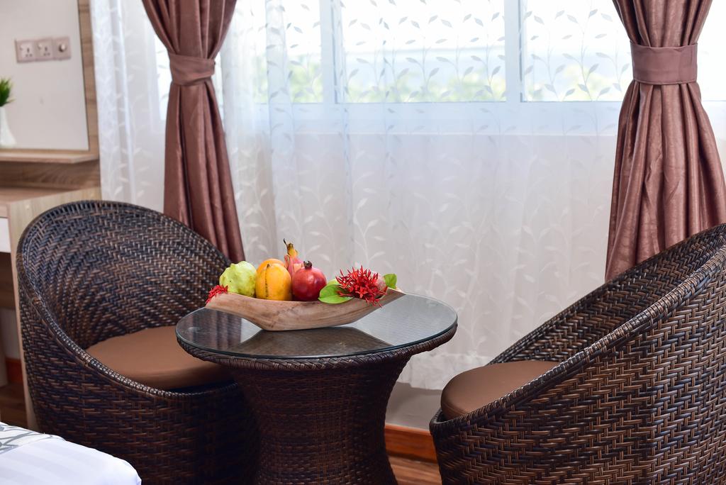 Фото готелю Vilu Thari Inn Maldives