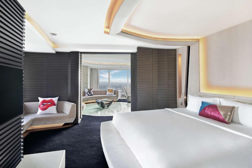 Цены в отеле V Hotel Dubai, Curio Collection by Hilton