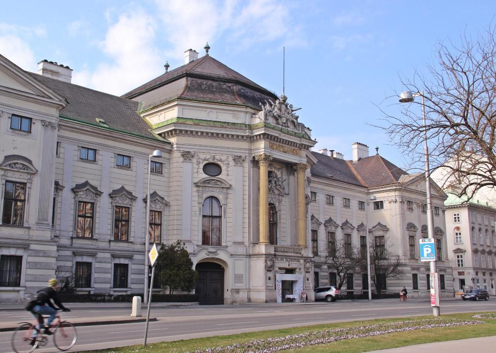 Theaterhotel & Suites Wien (ex. Cordial Theaterhotel Wien), 4