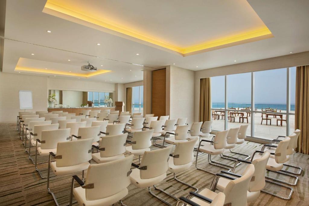 Doubletree By Hilton Dubai Jumeirah Beach, Дубай (пляжні готелі)