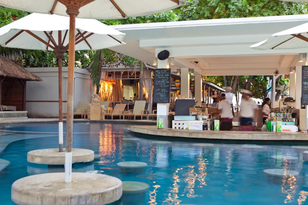 Отдых в отеле Bali Garden Beach Resort Кута