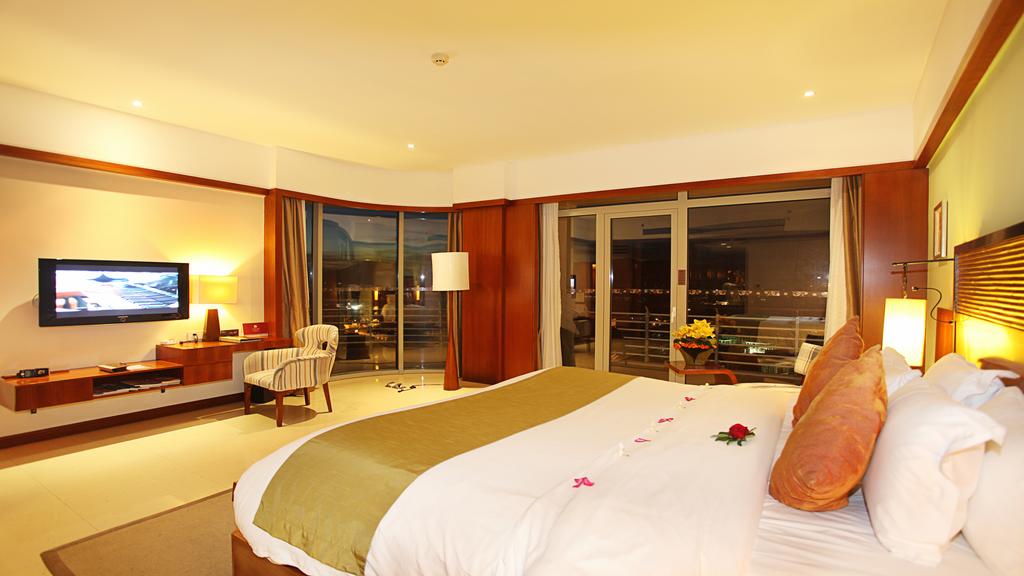 Grand Soluxe Hotel & Resort Sanya, фото